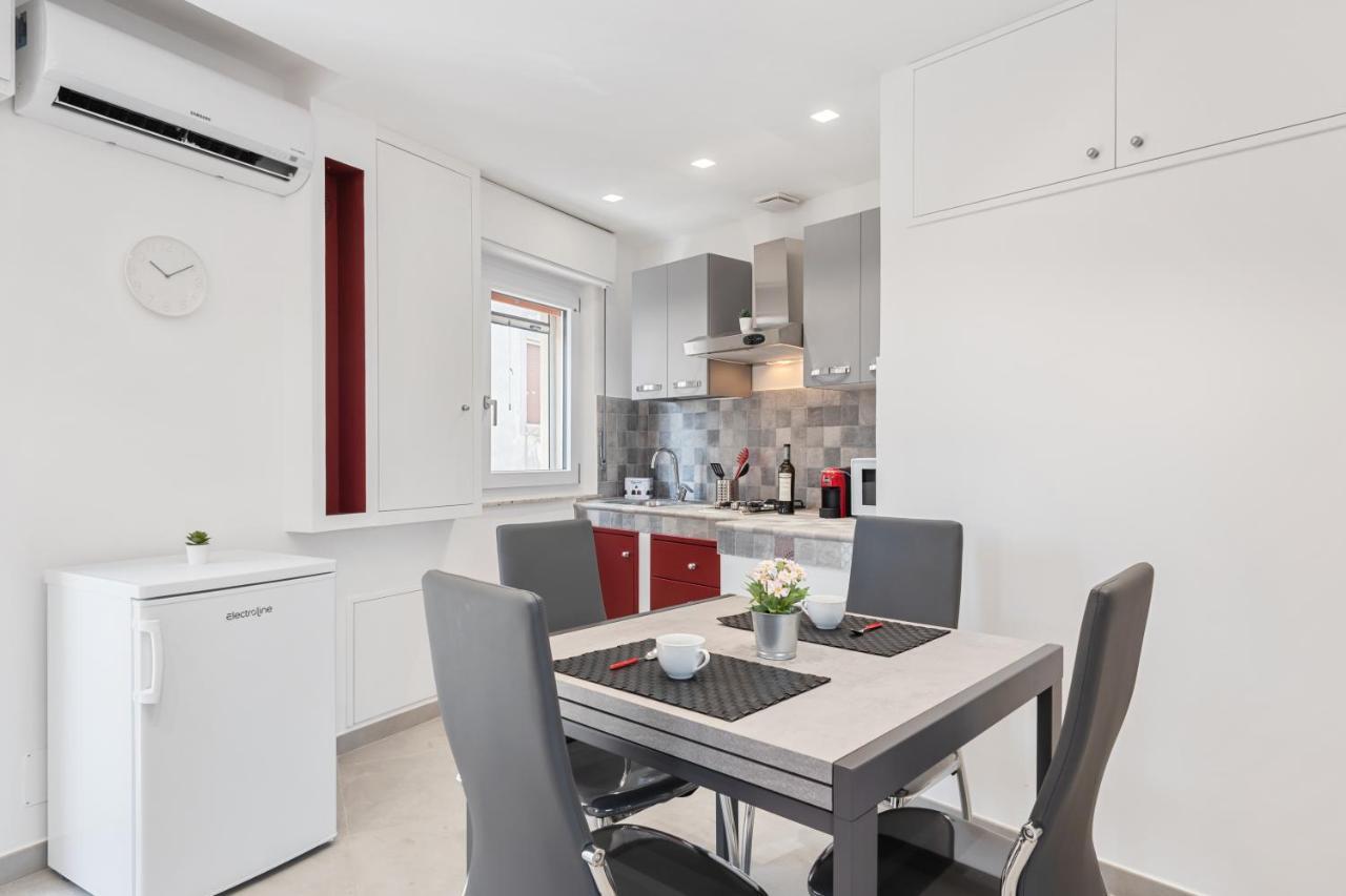 Cozy Apartment Near The Historic Center Таормина Екстериор снимка